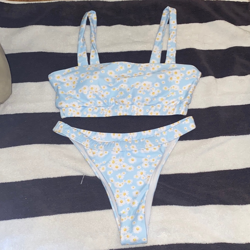 Light Blue Daisy Bikini Top with High Cut Bottoms